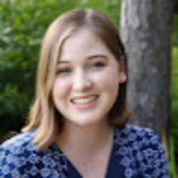 Meet your Posher, Olivia - Picture 1 of 1